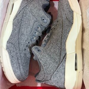 Jordan Air 3 Retro Wool in Dark Gray and Sail size 9.5m